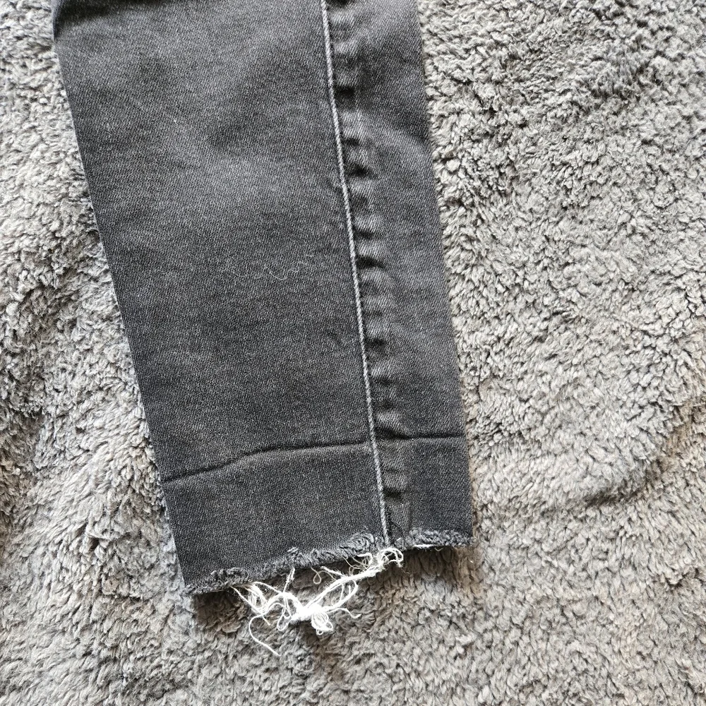 Akira Jeans Sz 7(w27)